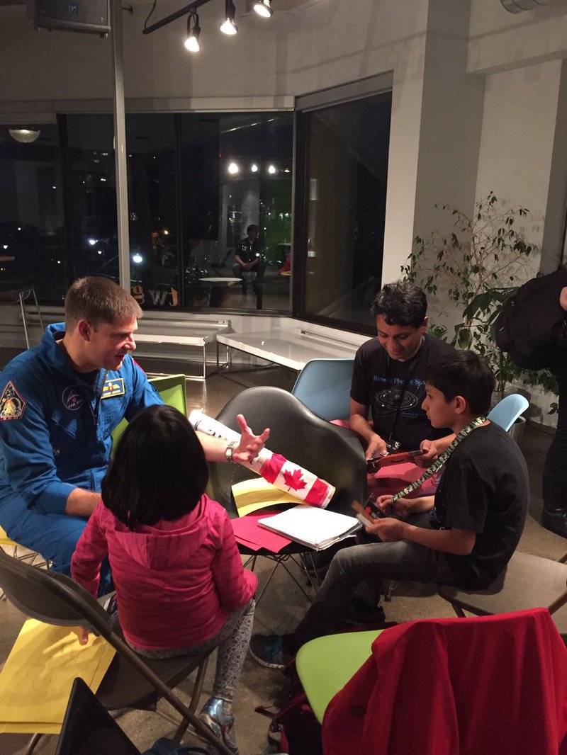 Team discussing with the Canadian Astronaut Jeremy Hansen